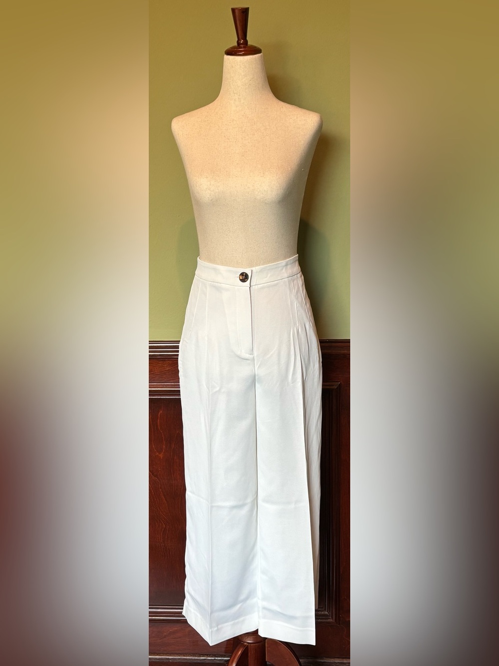 Chico's White Wide-Leg High-Rise Trousers